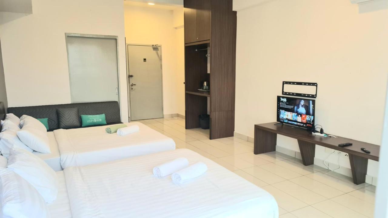 Aeropod 5b/near Airport / 2 Queen Bed/ Netflix/free Parking *